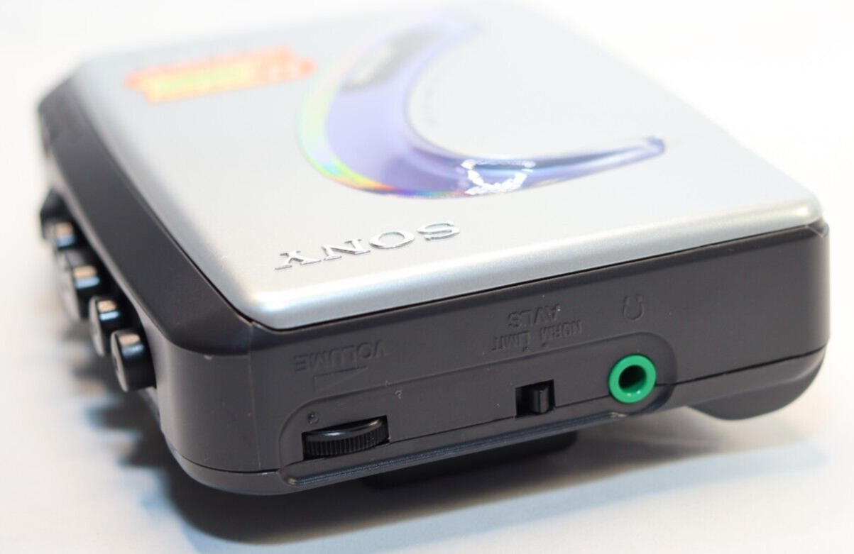 REFURBISHED - Sony Walkman Cassette Player WM-EX194 - (Fully Operational) Serial No: 1264611