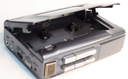 REFURBISHED - Sanyo Cassette-Recorder TRC-800C Boxed inc Case and Documents - SN: N5300077 - (Fully Operational)