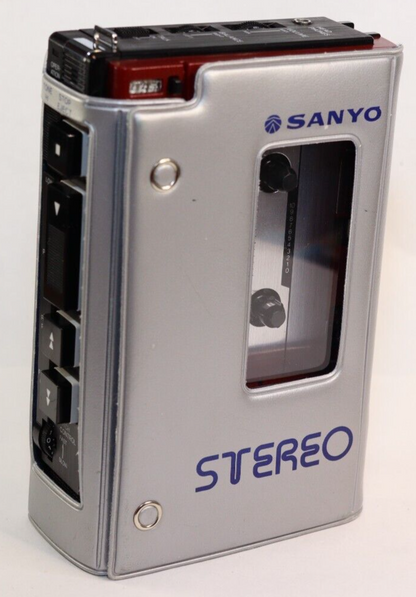 REFURBISHED - Sanyo Cassette Player M4440 with Case and User Manuel - (Fully Operational) Serial No: 14310419