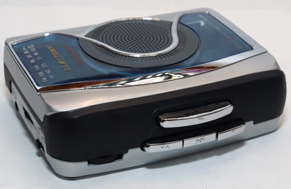 REFURBISHED - Lloytron Radio/Cassette Player W183 - (Fully Operational)