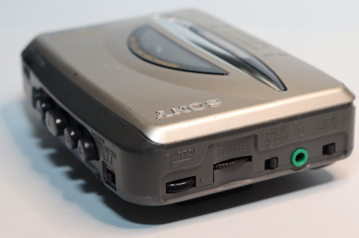 Sony Walkman Radio/Cassette WM-FX195 - (Fully Operational) Serial No: 455377