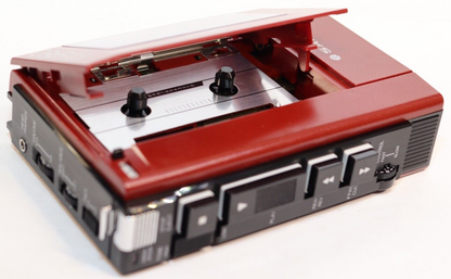 REFURBISHED - Sanyo Cassette Player M4440 with Case and User Manuel - (Fully Operational) Serial No: 14310419