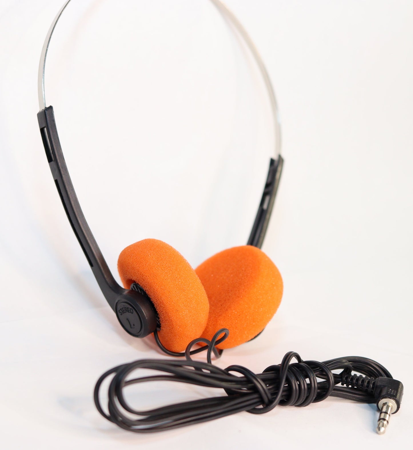 Classic Retro Look Headphones. Simple Everyday Sound.