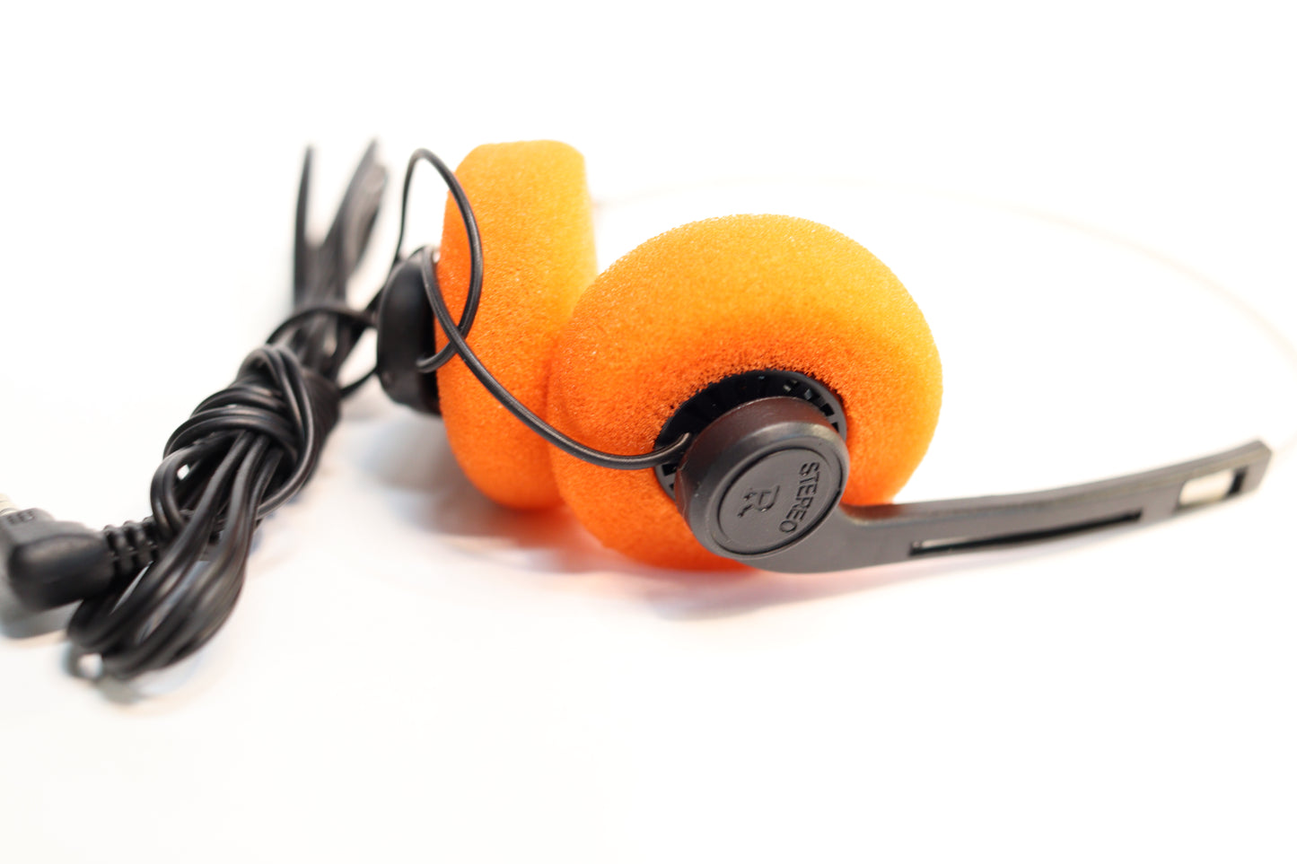 Classic Retro Look Headphones. Simple Everyday Sound.
