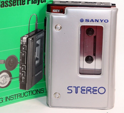 REFURBISHED - Sanyo Cassette Player M4440 with Case and User Manuel - (Fully Operational) Serial No: 14310419