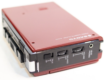 REFURBISHED - Sanyo Cassette Player M4440 with Case and User Manuel - (Fully Operational) Serial No: 14310419