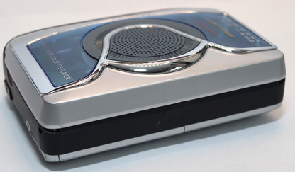 REFURBISHED - Lloytron Radio/Cassette Player W183 - (Fully Operational)