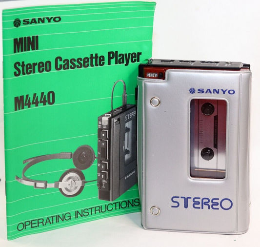 REFURBISHED - Sanyo Cassette Player M4440 with Case and User Manuel - (Fully Operational) Serial No: 14310419